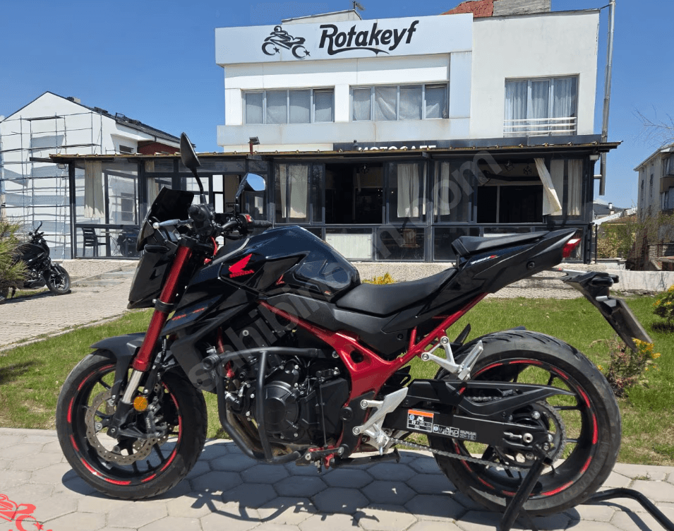 Honda Hornet 750